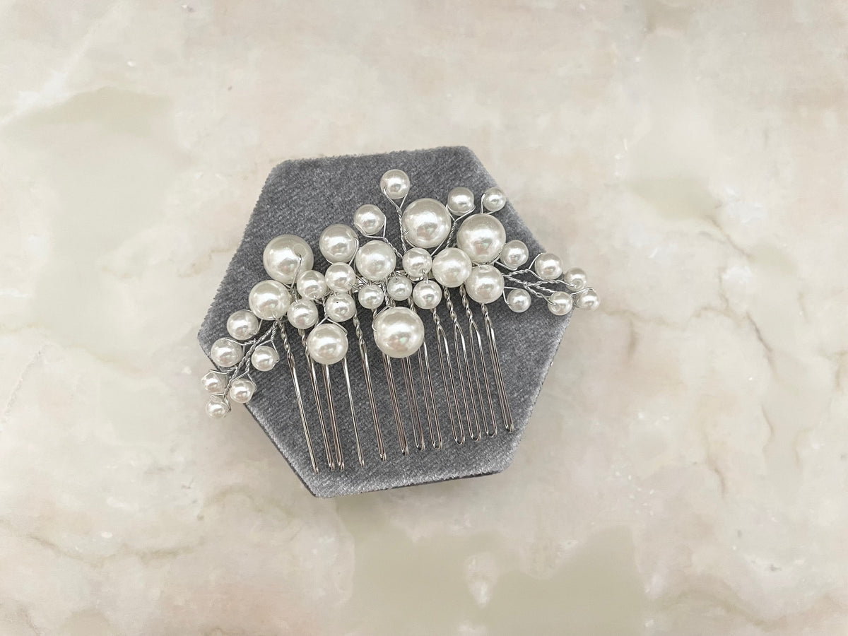 Elizabeth hair comb set