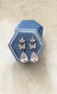 Earrings Admiration