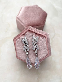 Victoria earrings