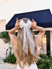 Nadia bow