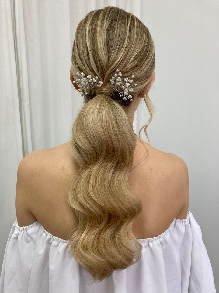 Nicole hair pins