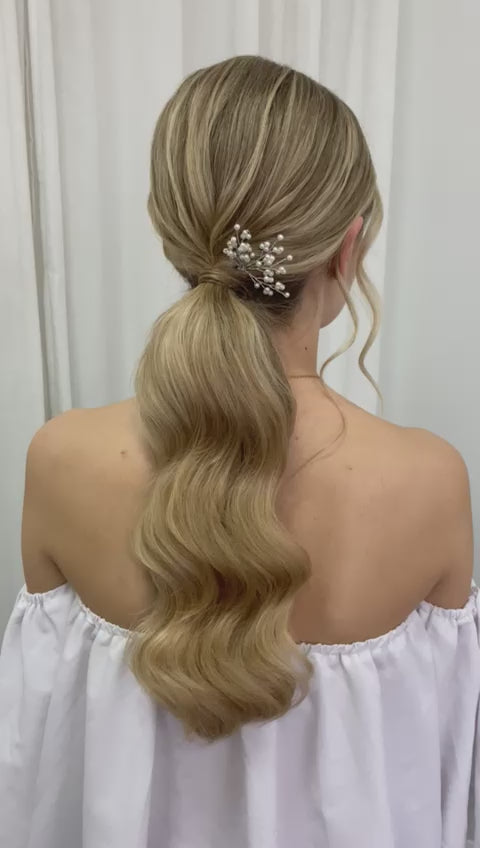 Nicole hair pins